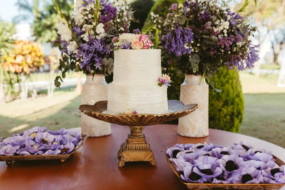 Fresh flowers placed on a wedding cake